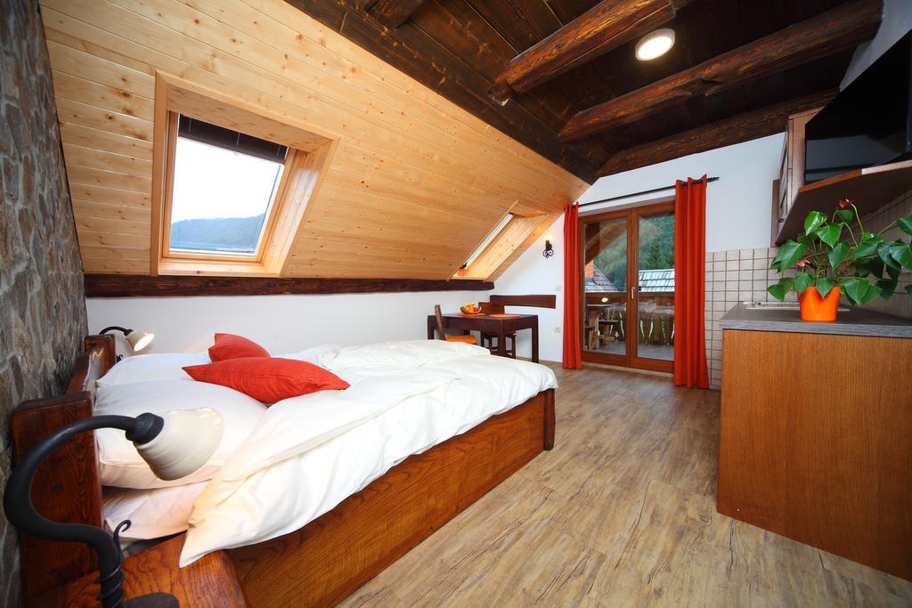 Pod Ponco Apartments 克拉尼斯卡戈拉 外观 照片